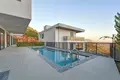 Willa 6 pokojów 320 m² Muratpasa, Turcja
