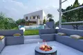 Haus 4 Schlafzimmer 228 m² Radici, Kroatien