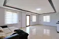 5-Schlafzimmer-Villa 300 m² Alanya, Türkei