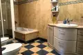 4-Schlafzimmer-Villa 450 m² la Pobla de Vallbona, Spanien