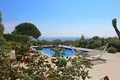 villa de 3 chambres 310 m² France, France