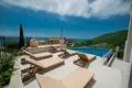 Villa de tres dormitorios 170 m² Becici, Montenegro