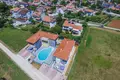 Отель 740 м² Пореч, Хорватия