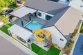 Haus 4 Schlafzimmer  Pong, Thailand