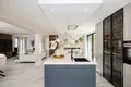 Haus 6 Schlafzimmer 360 m² Dos Hermanas, Spanien
