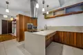 Mieszkanie 3 pokoi 86 m² Warszawa, Polska