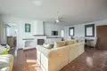 Дом 3 спальни 263 м² Дос-Эрманас, Испания