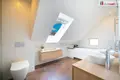 House 224 m² Capital City of Prague, Czech Republic