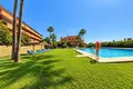 Mieszkanie 2 pokoi 128 m² Manilva, Hiszpania