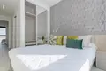 Mieszkanie 3 pokoi 70 m² Torrevieja, Hiszpania