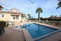 villa de 5 dormitorios 240 m² Urbanizacion Dona Pepa, Španjolska