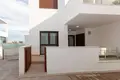 Bungalow z 2 sypialniami 131 m² Torrevieja, Hiszpania