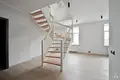 Mieszkanie 3 pokoi 90 m² Ryga, Łotwa