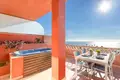 Mieszkanie 3 pokoi 142 m² Fuengirola, Hiszpania
