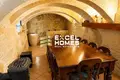 Таунхаус 3 спальни  Cospicua, Мальта