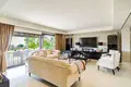 villa de 5 dormitorios  Marbella, Španjolska