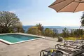 Villa mit 2 Schlafzimmern 173 m² Rabac, Kroatien
