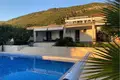 3 bedroom house 239 m² Skaljari, Montenegro