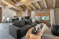 Multilevel apartments 10 rooms 200 m² in Saint Georges sur Allier, France