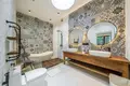 3 bedroom villa 240 m² Petulu, Indonesia