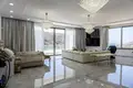 Casa 7 habitaciones 1 350 m² Parekklisia, Chipre