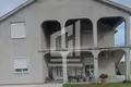 Chalet House near the airport