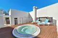 Mieszkanie 3 pokoi 229 m² San Pedro Alcantara, Hiszpania