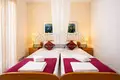 Hotel 706 m² Nikiti, Griechenland