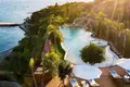 4 bedroom house 255 m² Bogazici, Turkey