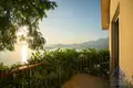 3-Schlafzimmer-Villa 164 m² Sveti Stefan, Montenegro