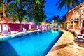 Apartamento 23 habitaciones 1 103 m² Lombok Utara, Indonesia