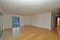 Квартира 3 спальни 200 м² Доброта, Черногория