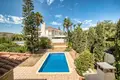 4-Schlafzimmer-Villa 480 m² Germasogeia, Zypern