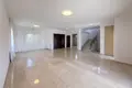 5 bedroom apartment 243 m² Agios Tychonas, Cyprus