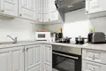 2 bedroom apartment 5 m² in London, United Kingdom