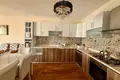 3 bedroom apartment 180 m² Mezitli, Turkey