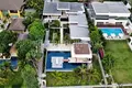 6-Schlafzimmer-Villa 1 200 m² Takua Thung, Thailand