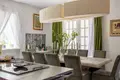 Willa 13 pokojów 587 m² w Dobrota, Czarnogóra