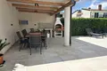 Villa de 4 dormitorios 260 m² Pola, Croacia