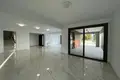 Квартира 4 спальни 350 м² в Агиос Тихонас, Кипр
