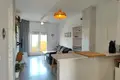 Mieszkanie 2 pokoi 80 m² Dos Hermanas, Hiszpania