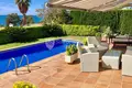 4 bedroom house 224 m² Canyelles, Spain