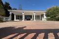 5 bedroom house 220 m² Dos Hermanas, Spain