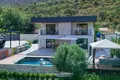 Casa 9 habitaciones 172 m² Kovaci, Montenegro