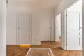 Apartamento 3 habitaciones 72 m² en Varsovia, Polonia