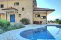 Villa de tres dormitorios 183 m² Sveti Stefan, Montenegro