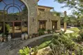 5-Schlafzimmer-Villa 440 m² Souni Zanatzia, Zypern