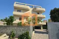 9 bedroom house 580 m² Bashkia Durres, Albania