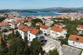 Mieszkanie 4 pokoi 81 m² Murter, Chorwacja