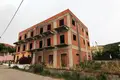 Hotel 710 m² Petriti, Griechenland